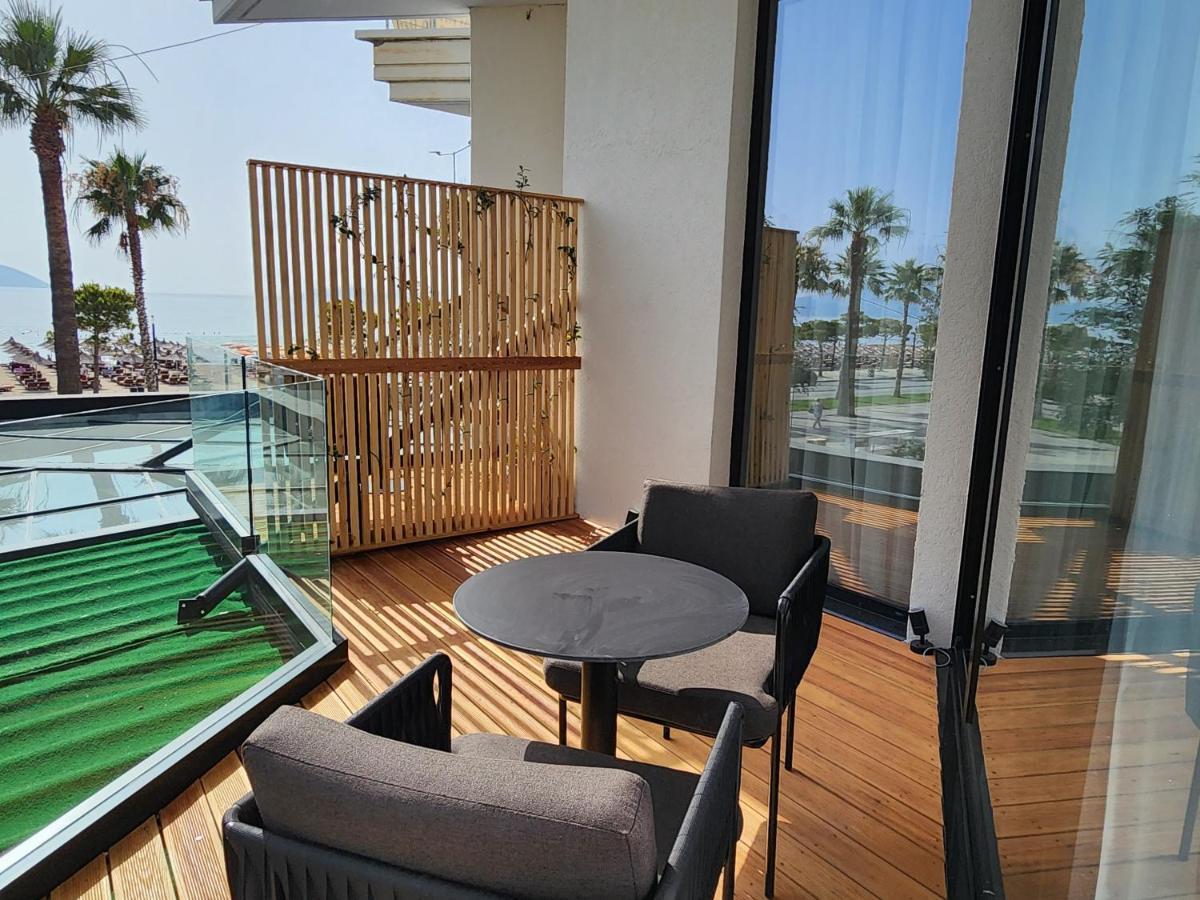 Vlorë Charm Hotel מראה חיצוני תמונה