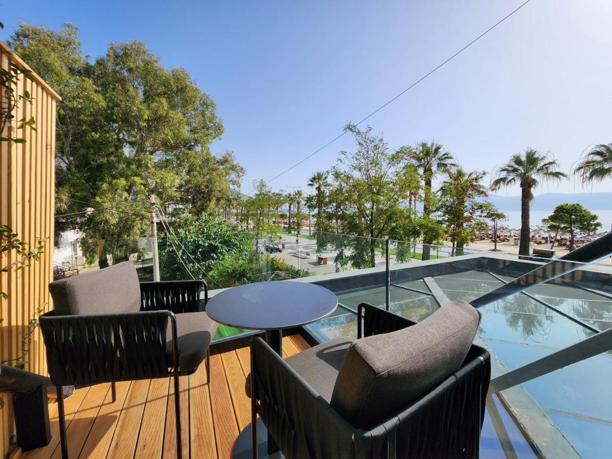 Vlorë Charm Hotel מראה חיצוני תמונה